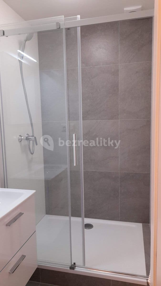 Prenájom bytu 1-izbový 33 m², Vondroušova, Praha, Praha Prenájom bytu 1-izbový 33 m², Vondroušova, Praha, Praha