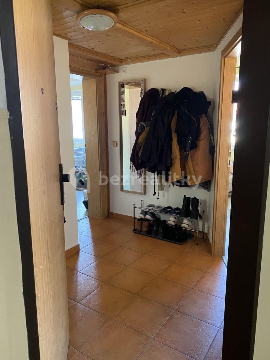 Prenájom bytu 3-izbový 72 m², Biskupcova, Praha, Praha Prenájom bytu 3-izbový 72 m², Biskupcova, Praha, Praha