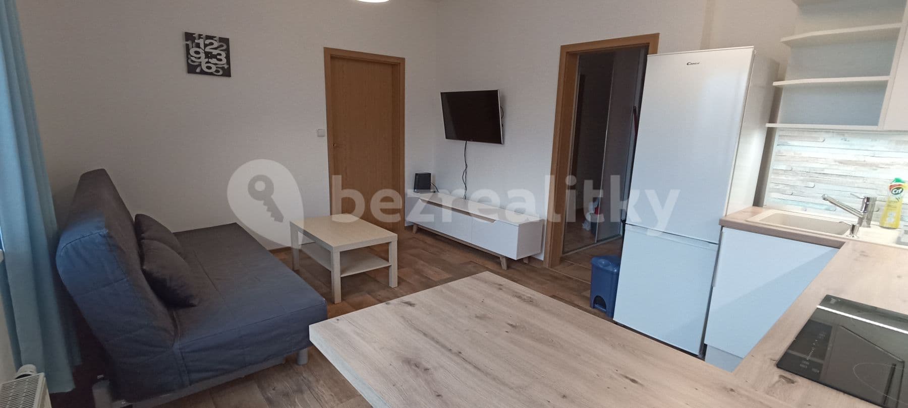 Prenájom bytu 2-izbový 41 m², Pod Zahrady, Přezletice, Středočeský kraj Prenájom bytu 2-izbový 41 m², Pod Zahrady, Přezletice, Středočeský kraj