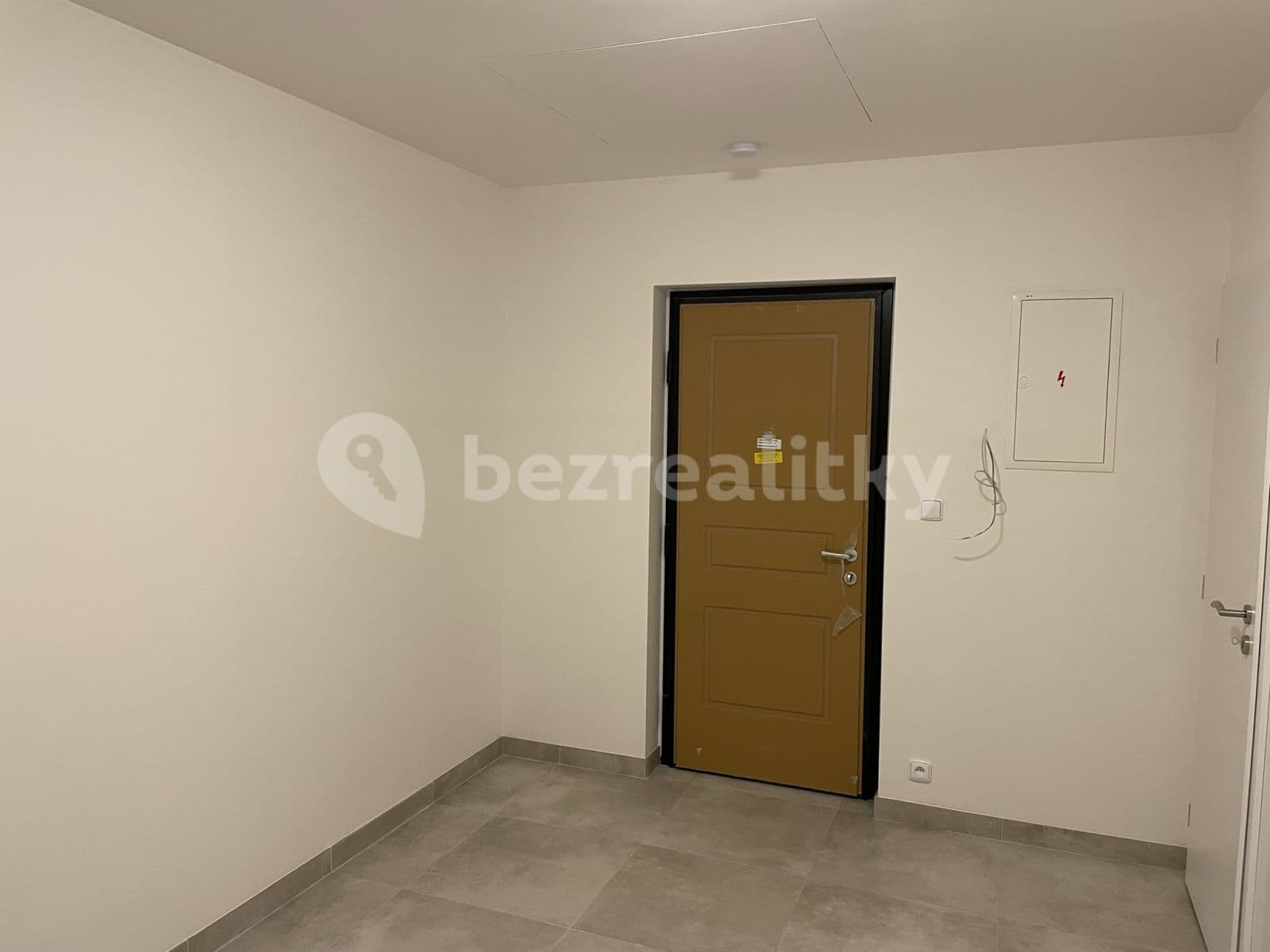 Prenájom bytu 2-izbový 61 m², Chržínská, Velvary, Středočeský kraj Prenájom bytu 2-izbový 61 m², Chržínská, Velvary, Středočeský kraj
