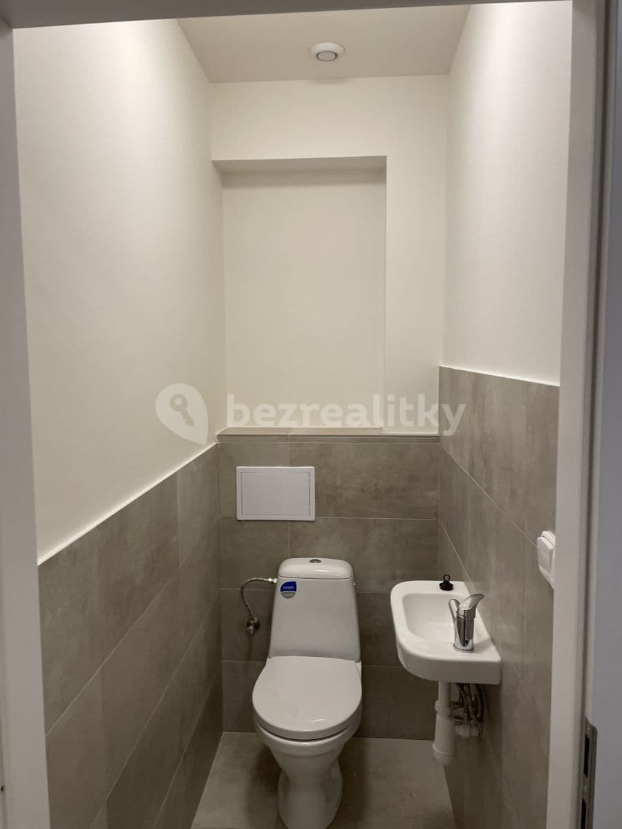 Prenájom bytu 2-izbový 61 m², Chržínská, Velvary, Středočeský kraj Prenájom bytu 2-izbový 61 m², Chržínská, Velvary, Středočeský kraj