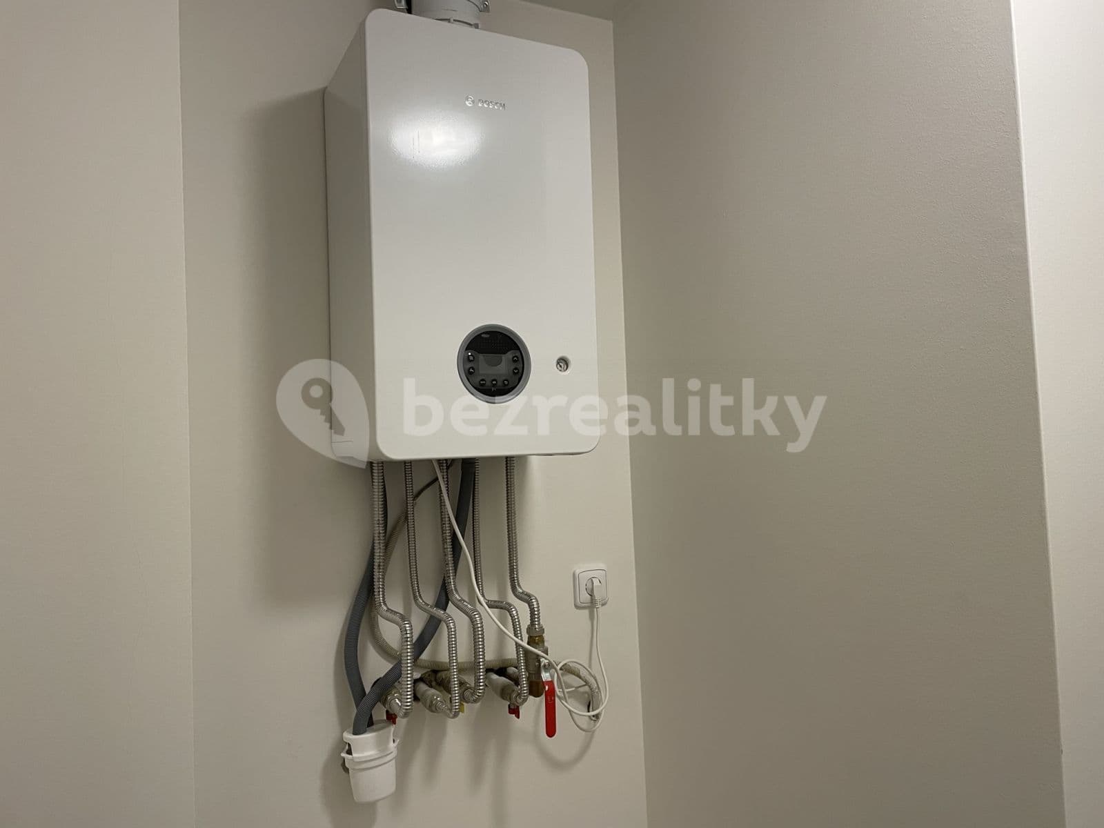 Prenájom bytu 2-izbový 61 m², Chržínská, Velvary, Středočeský kraj Prenájom bytu 2-izbový 61 m², Chržínská, Velvary, Středočeský kraj