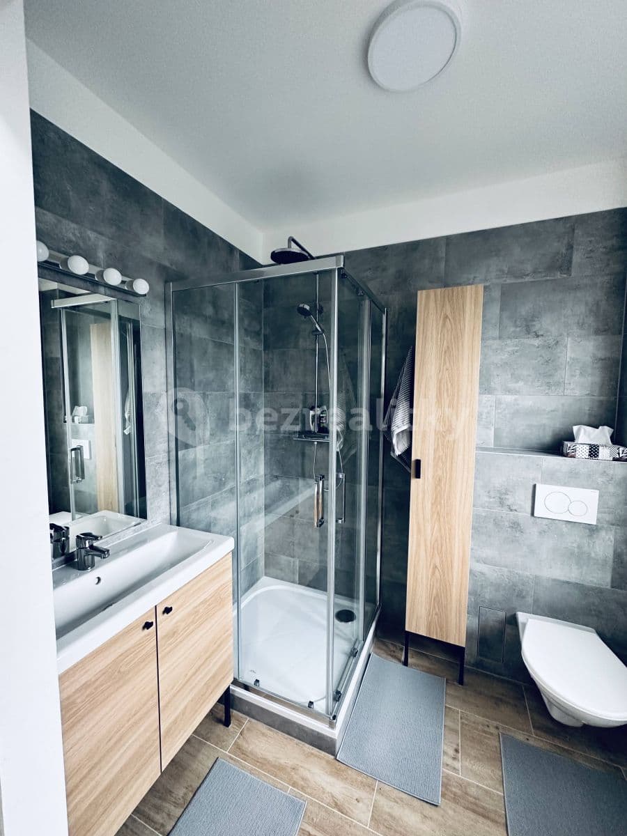 Prenájom bytu Garsoniéra 22 m², K Roztokům, Praha, Praha Prenájom bytu Garsoniéra 22 m², K Roztokům, Praha, Praha