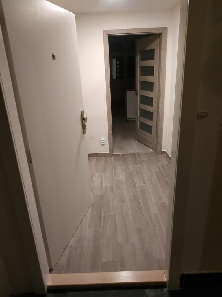 Prenájom bytu Garsoniéra 26 m², Pod Lázní, Praha, Praha Prenájom bytu Garsoniéra 26 m², Pod Lázní, Praha, Praha