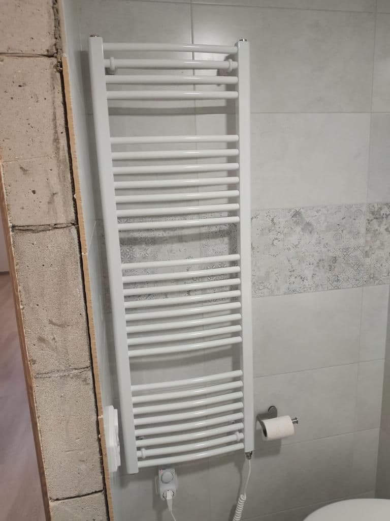 Prenájom bytu Garsoniéra 26 m², Pod Lázní, Praha, Praha Prenájom bytu Garsoniéra 26 m², Pod Lázní, Praha, Praha