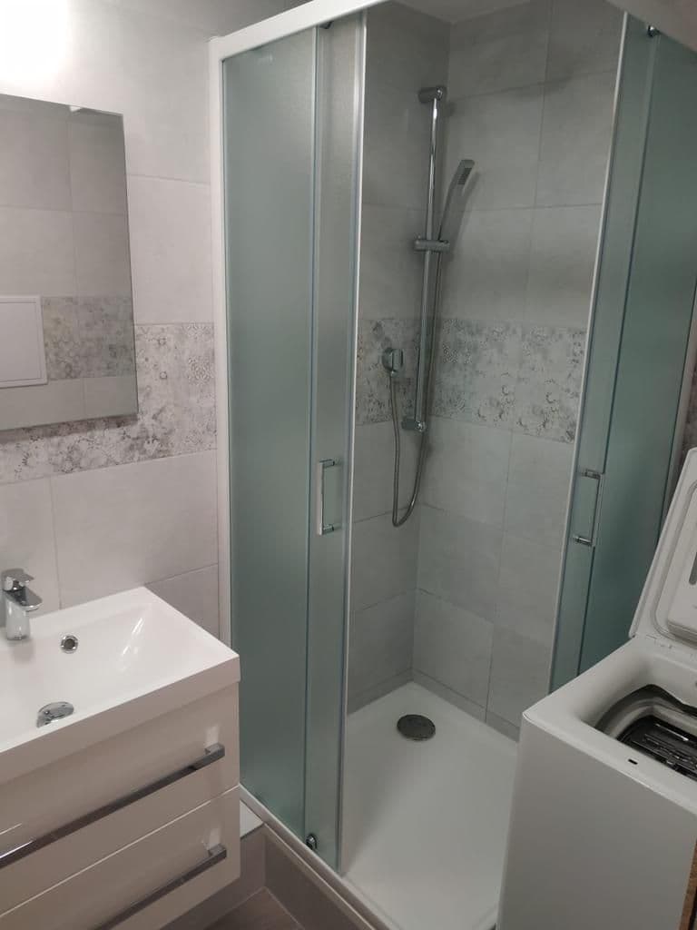 Prenájom bytu Garsoniéra 26 m², Pod Lázní, Praha, Praha Prenájom bytu Garsoniéra 26 m², Pod Lázní, Praha, Praha