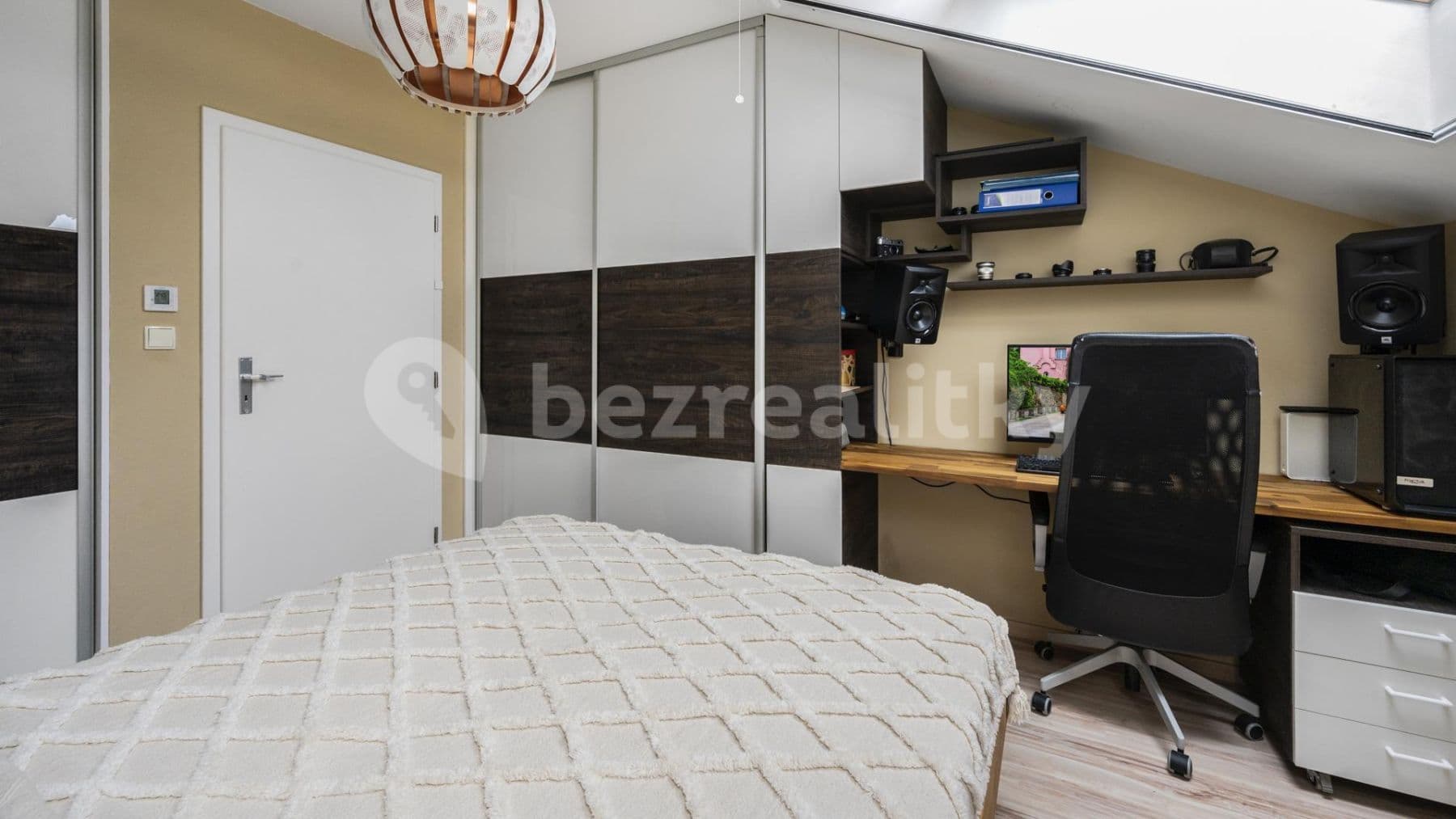 Prenájom bytu 3-izbový 78 m², Uhliská, Vajnory, Bratislavský kraj