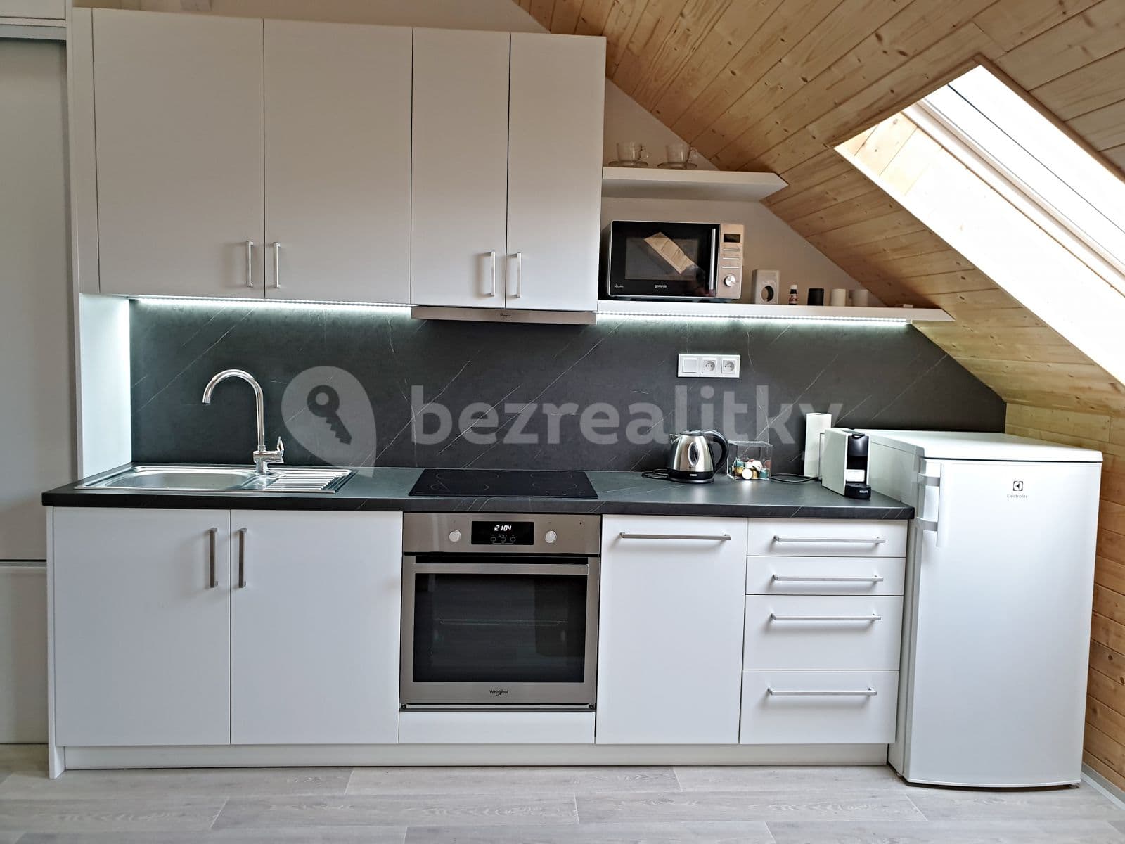 Prenájom bytu 2-izbový 68 m², Veveří, Brno, Jihomoravský kraj Prenájom bytu 2-izbový 68 m², Veveří, Brno, Jihomoravský kraj