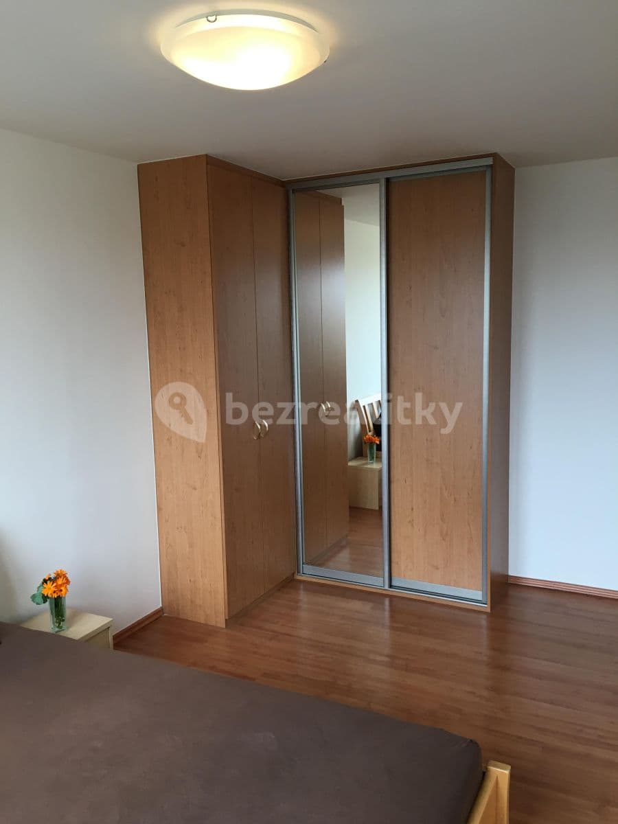 Prenájom bytu 3-izbový 62 m², V Pláni, Praha, Praha Prenájom bytu 3-izbový 62 m², V Pláni, Praha, Praha
