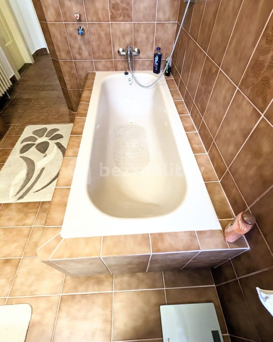 Prenájom bytu 4-izbový 138 m², Běchovická, Praha, Praha Prenájom bytu 4-izbový 138 m², Běchovická, Praha, Praha