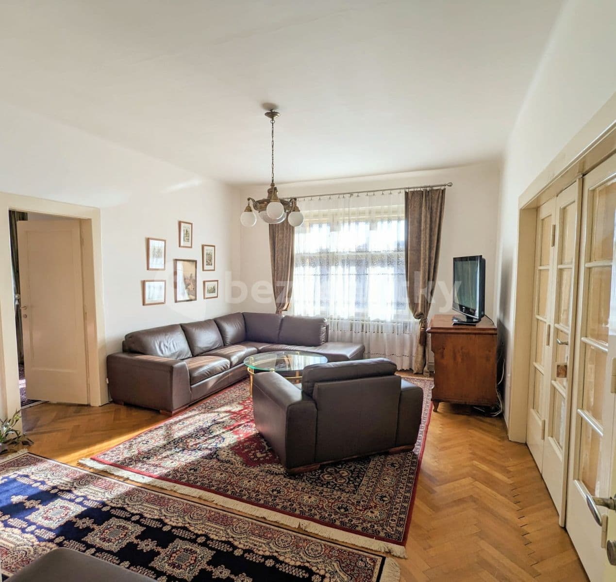 Prenájom bytu 4-izbový 138 m², Běchovická, Praha, Praha Prenájom bytu 4-izbový 138 m², Běchovická, Praha, Praha
