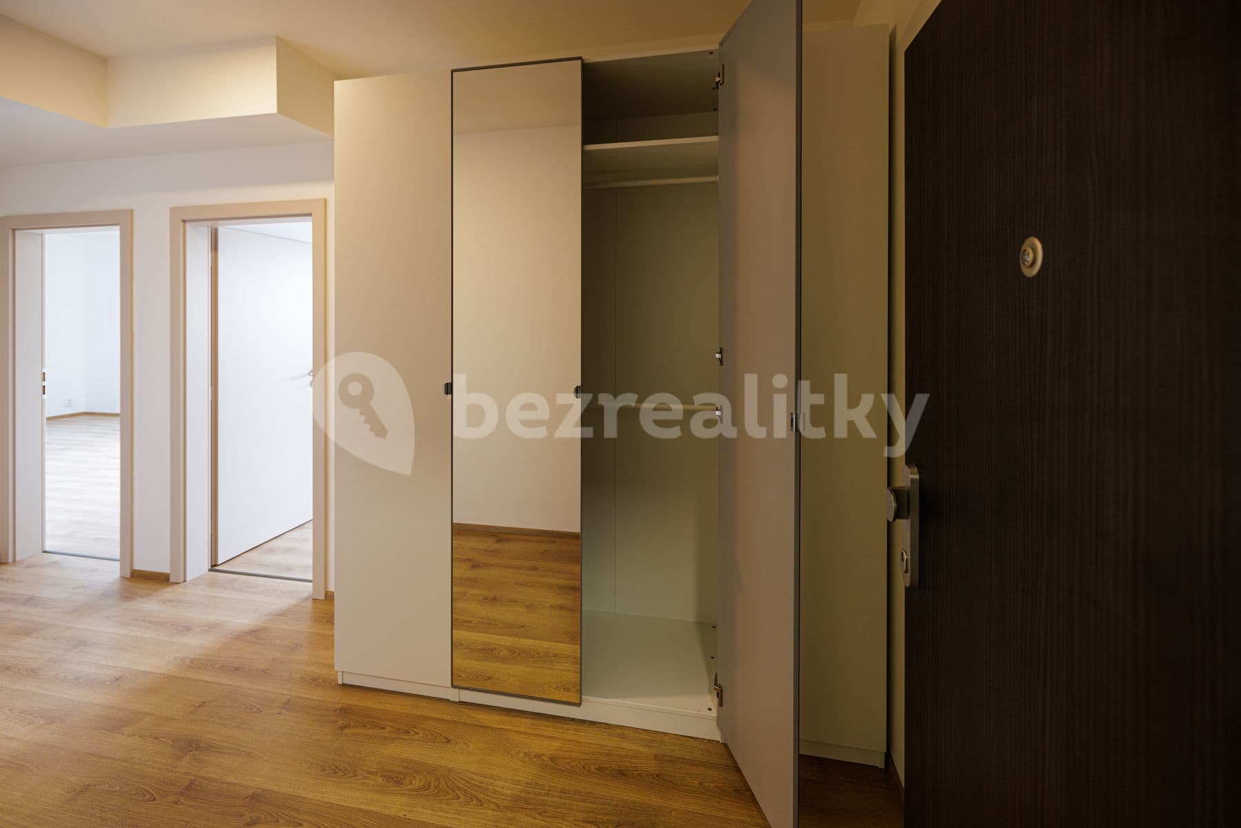 Prenájom bytu 2-izbový 65 m², Praha, Praha Prenájom bytu 2-izbový 65 m², Praha, Praha