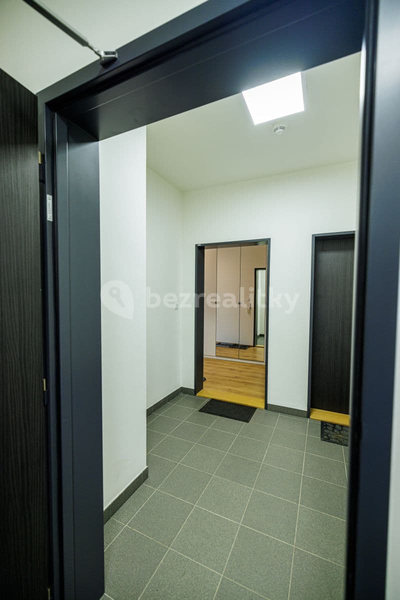 Prenájom bytu 2-izbový 65 m², Praha, Praha Prenájom bytu 2-izbový 65 m², Praha, Praha
