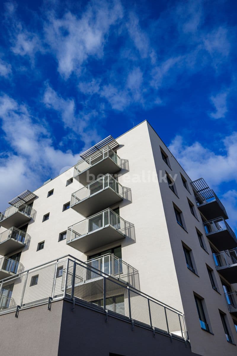 Prenájom bytu 2-izbový 65 m², Praha, Praha Prenájom bytu 2-izbový 65 m², Praha, Praha