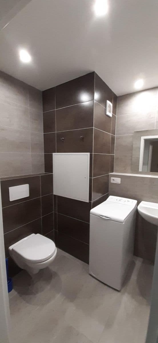 Prenájom bytu 1-izbový 36 m², Kolískova, Karlova Ves, Bratislavský kraj Prenájom bytu 1-izbový 36 m², Kolískova, Karlova Ves, Bratislavský kraj