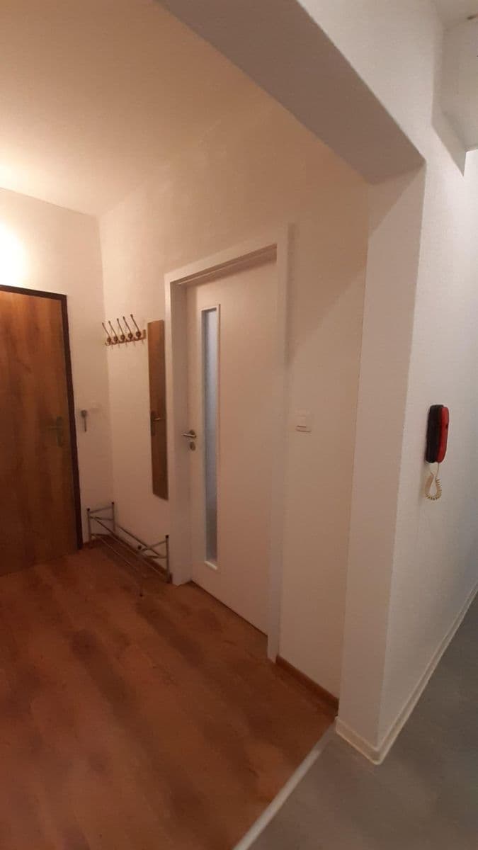 Prenájom bytu 1-izbový 36 m², Kolískova, Karlova Ves, Bratislavský kraj Prenájom bytu 1-izbový 36 m², Kolískova, Karlova Ves, Bratislavský kraj