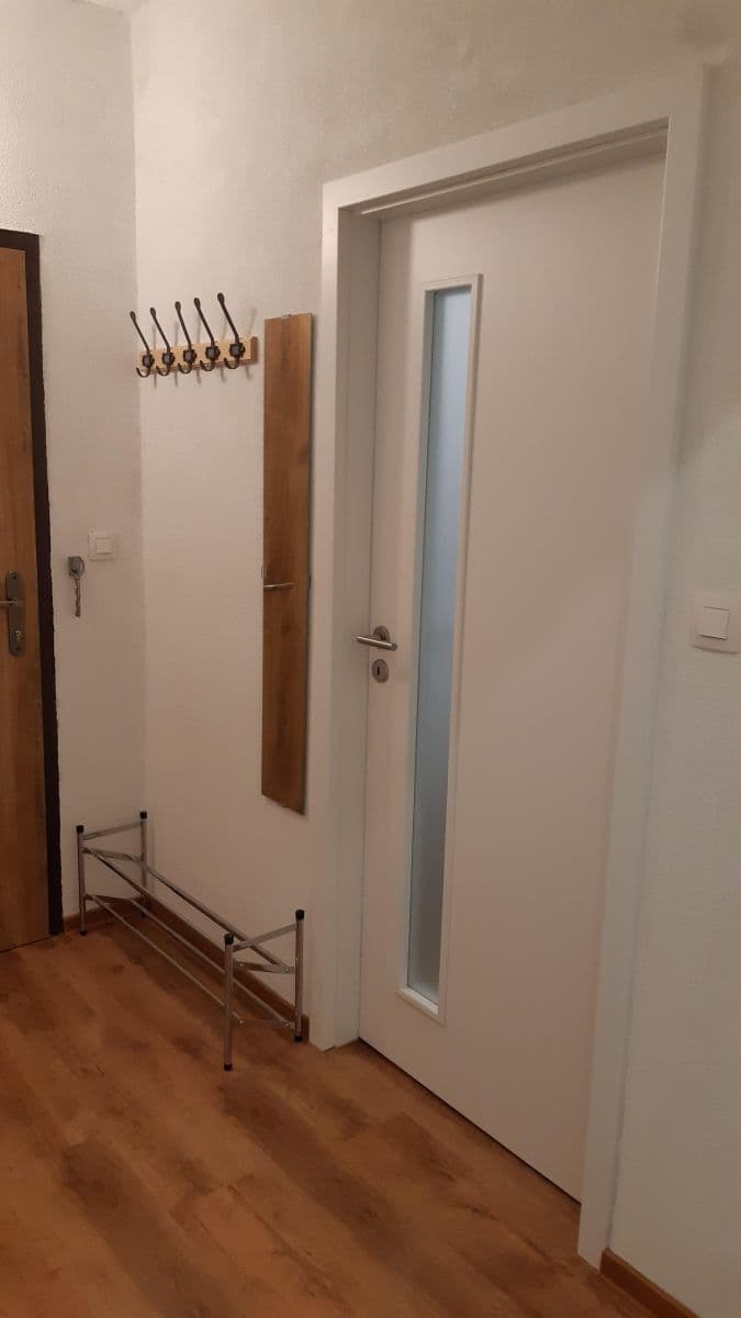Prenájom bytu 1-izbový 36 m², Kolískova, Karlova Ves, Bratislavský kraj Prenájom bytu 1-izbový 36 m², Kolískova, Karlova Ves, Bratislavský kraj