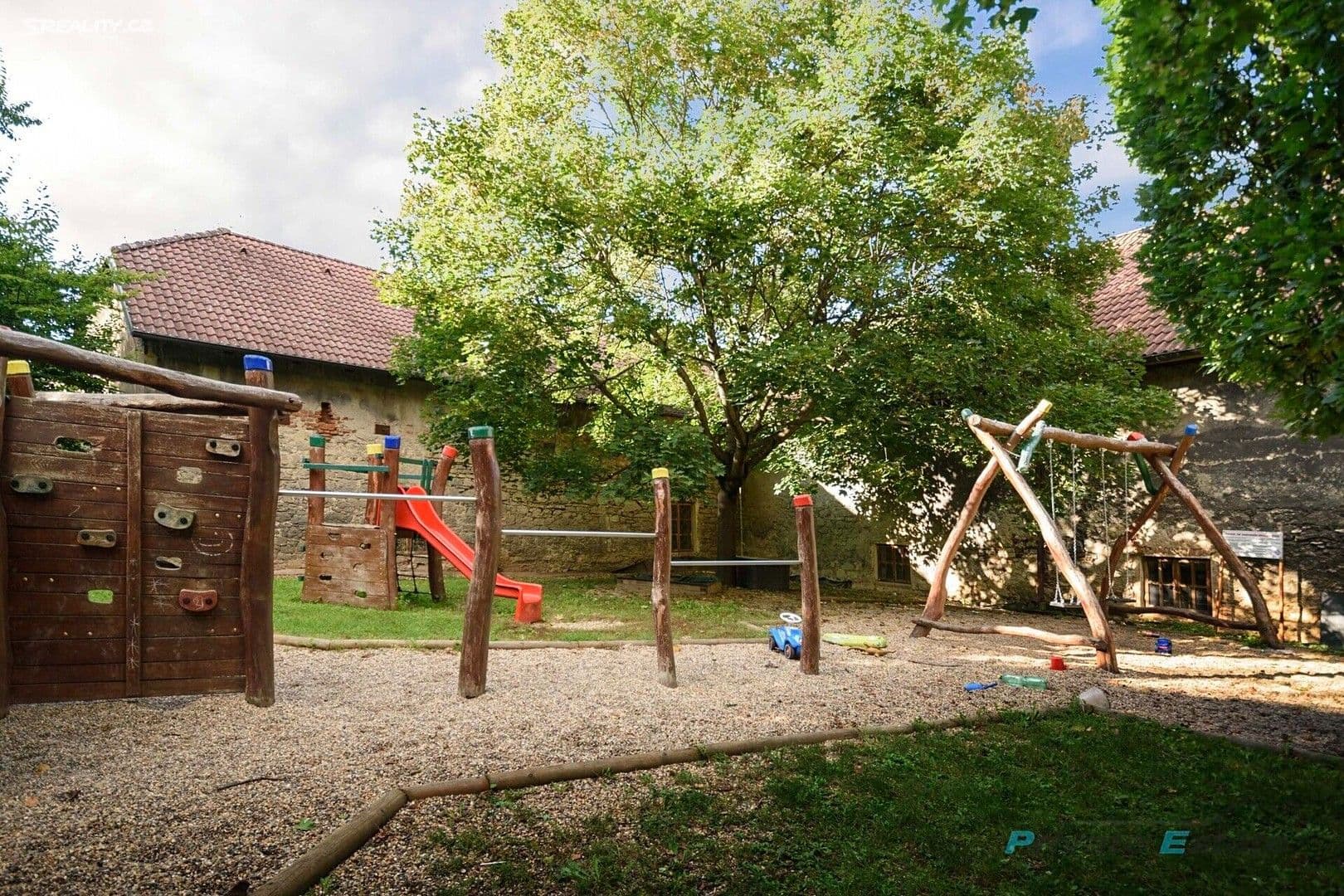 Predaj bytu 1-izbový 43 m², Hlubočepská, Praha, Praha Predaj bytu 1-izbový 43 m², Hlubočepská, Praha, Praha