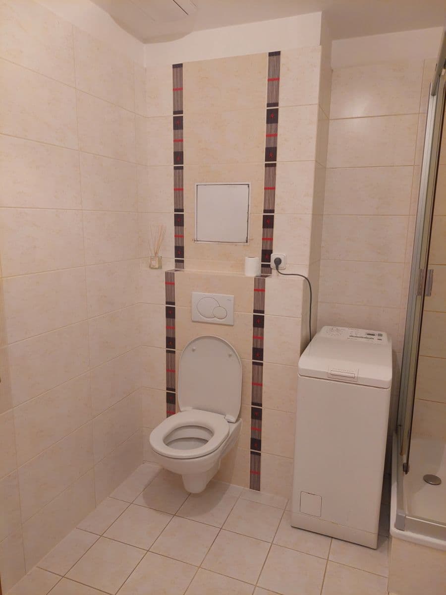 Predaj bytu 1-izbový 43 m², Hlubočepská, Praha, Praha Predaj bytu 1-izbový 43 m², Hlubočepská, Praha, Praha