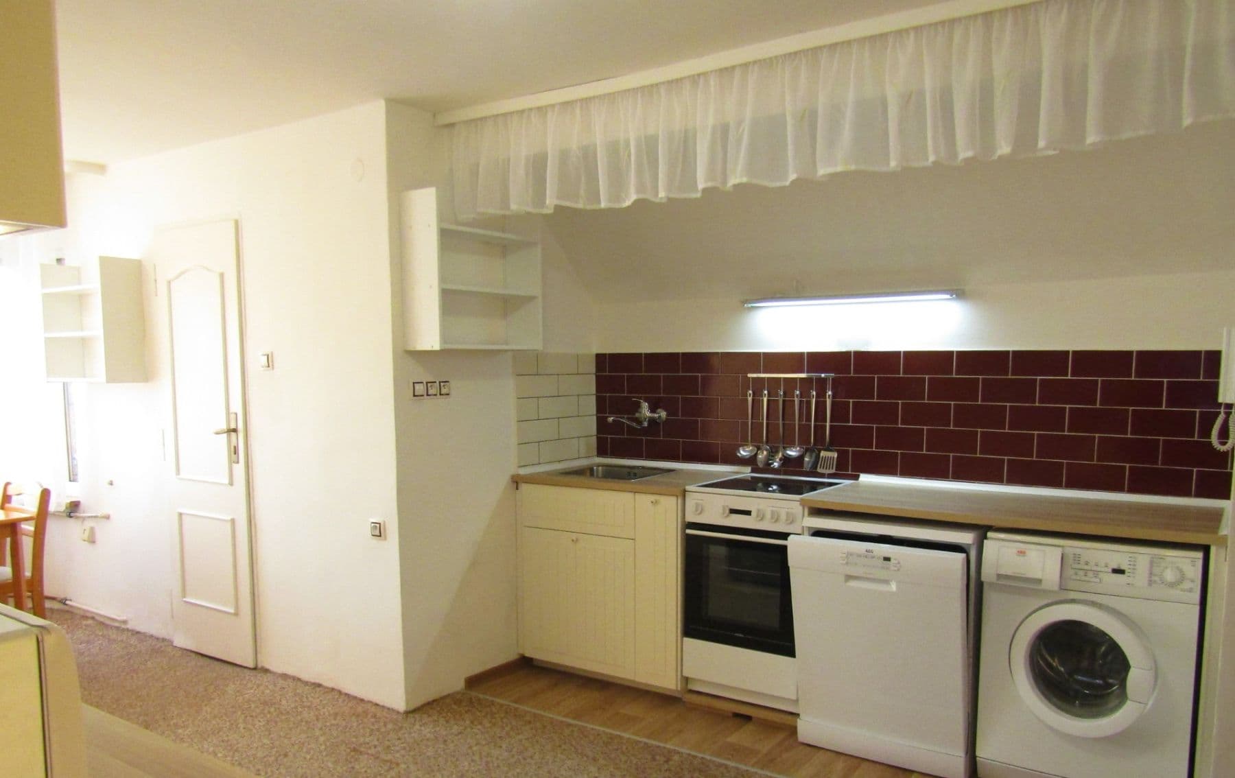 Prenájom bytu 2-izbový 54 m², Řepská, Praha, Praha Prenájom bytu 2-izbový 54 m², Řepská, Praha, Praha