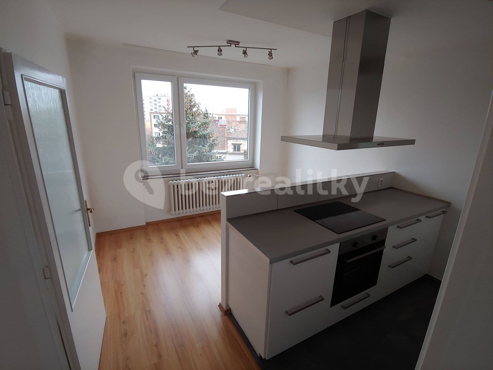 Prenájom bytu 2-izbový 71 m², Na Třebešíně, Praha, Praha Prenájom bytu 2-izbový 71 m², Na Třebešíně, Praha, Praha