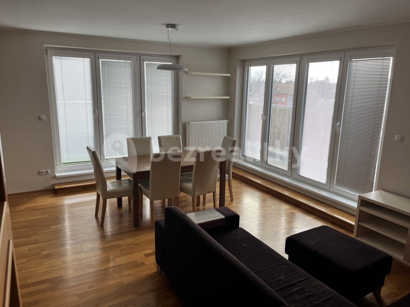 Prenájom bytu 3-izbový 86 m², Karla Zicha, Praha, Praha Prenájom bytu 3-izbový 86 m², Karla Zicha, Praha, Praha