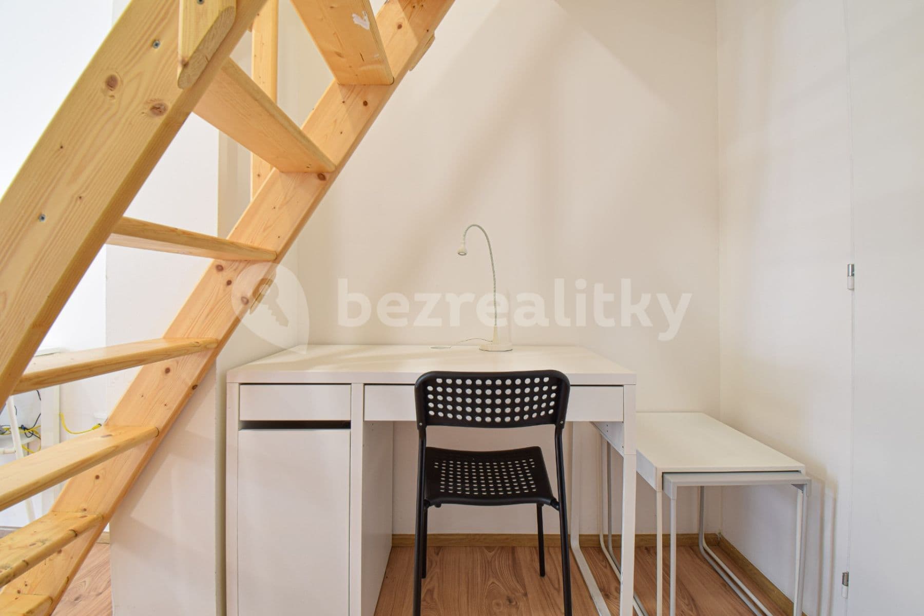 Prenájom bytu 1-izbový 23 m², Mendlovo náměstí, Brno, Jihomoravský kraj Prenájom bytu 1-izbový 23 m², Mendlovo náměstí, Brno, Jihomoravský kraj