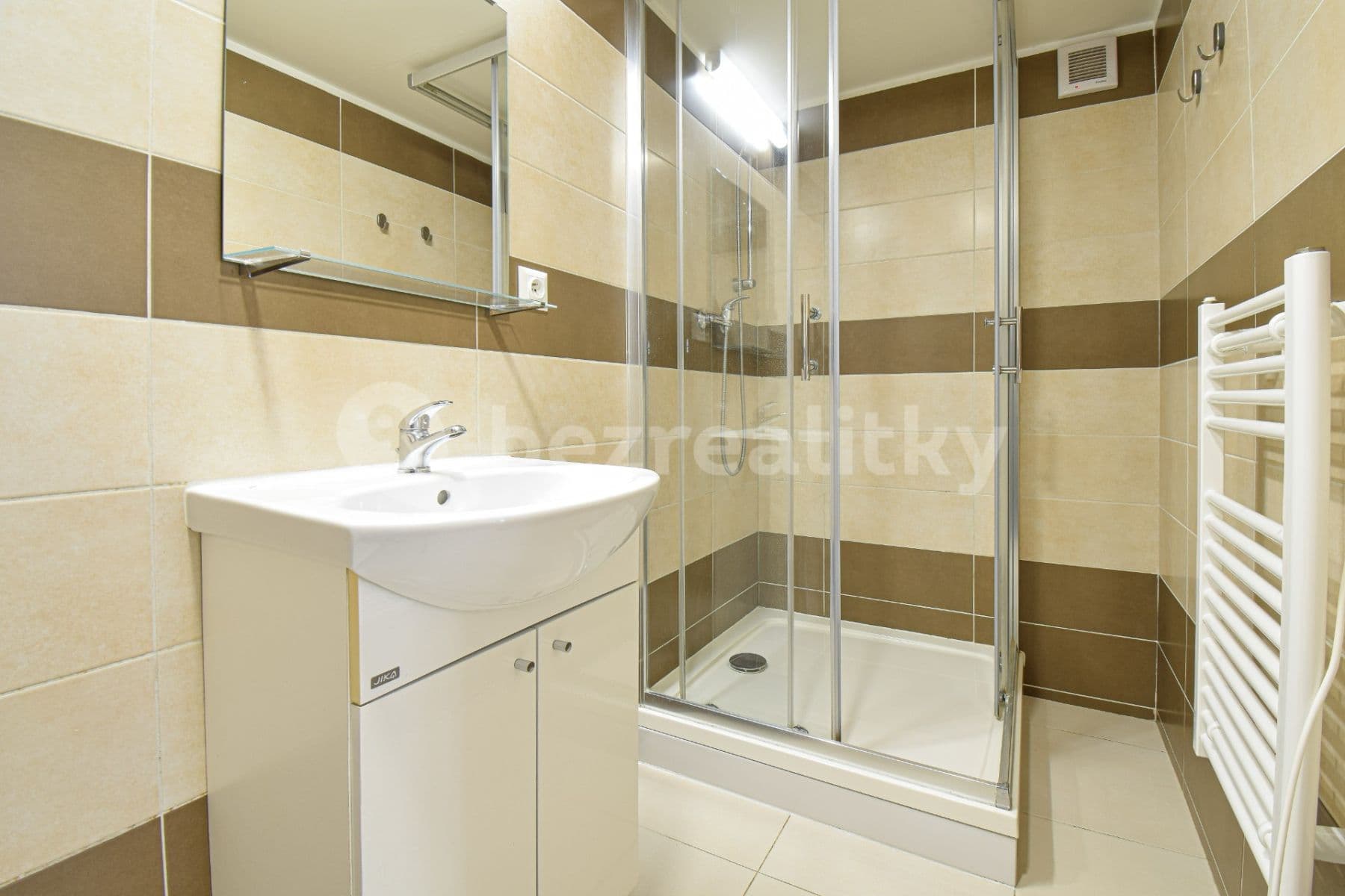 Prenájom bytu 1-izbový 23 m², Mendlovo náměstí, Brno, Jihomoravský kraj Prenájom bytu 1-izbový 23 m², Mendlovo náměstí, Brno, Jihomoravský kraj