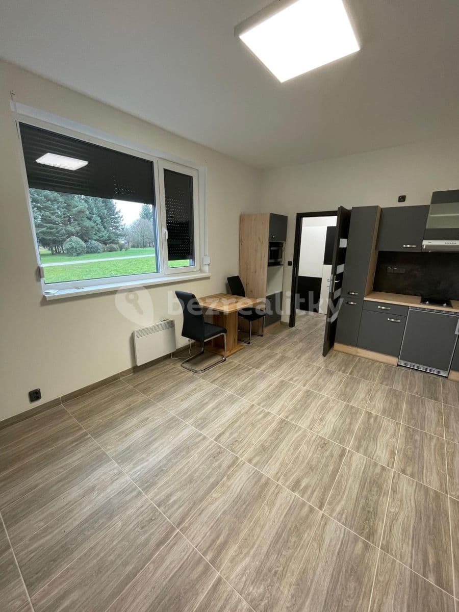 Prenájom bytu 1-izbový 25 m², Podleská, Praha, Praha Prenájom bytu 1-izbový 25 m², Podleská, Praha, Praha