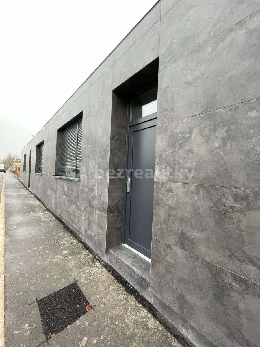 Prenájom bytu 1-izbový 25 m², Podleská, Praha, Praha Prenájom bytu 1-izbový 25 m², Podleská, Praha, Praha