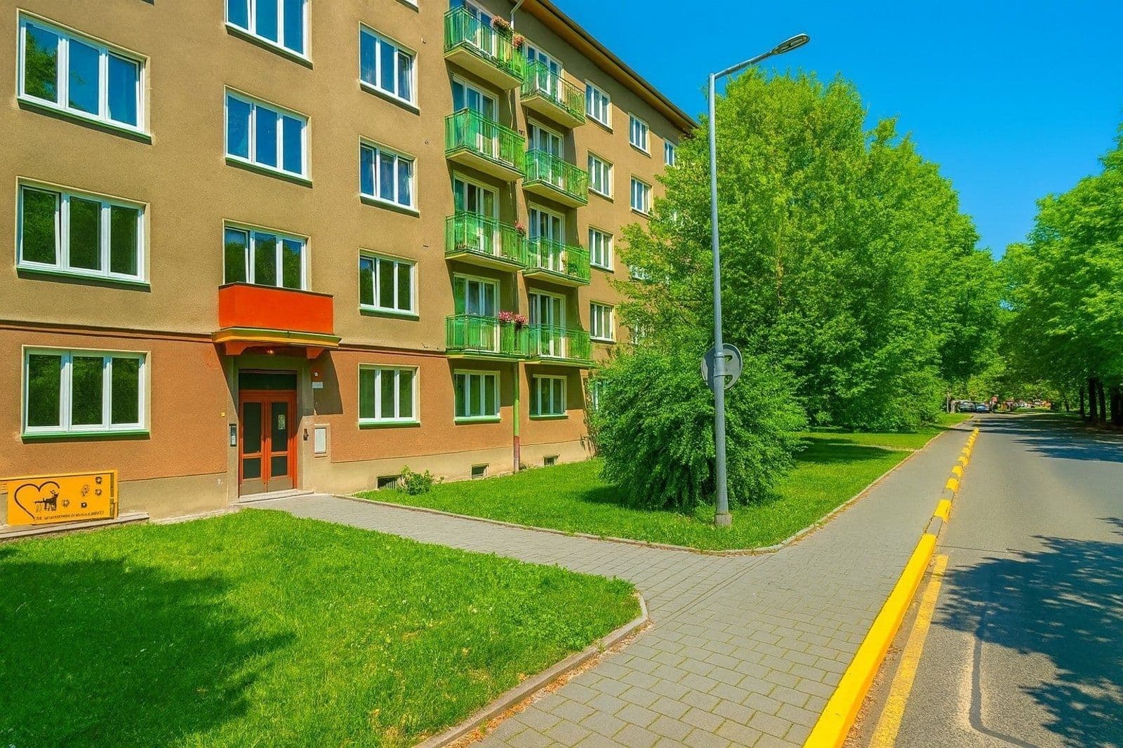 Prenájom bytu 2-izbový 56 m², Mickiewiczova, Havířov, Moravskoslezský kraj Prenájom bytu 2-izbový 56 m², Mickiewiczova, Havířov, Moravskoslezský kraj