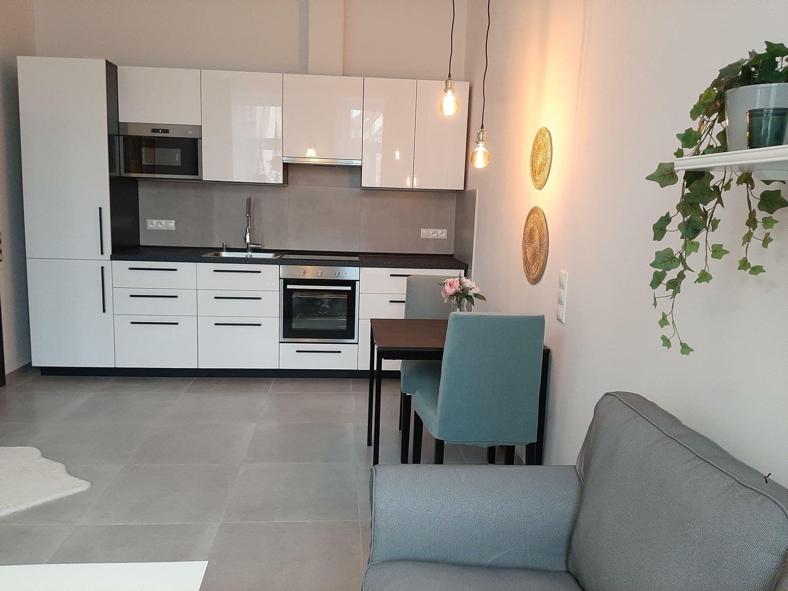 Prenájom bytu 2-izbový 48 m², Nuselská, Praha, Praha Prenájom bytu 2-izbový 48 m², Nuselská, Praha, Praha