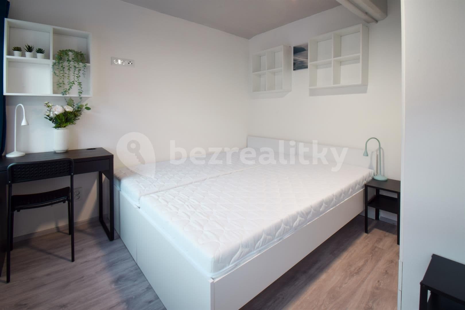 Prenájom bytu 2-izbový 30 m², Hybešova, Brno, Jihomoravský kraj Prenájom bytu 2-izbový 30 m², Hybešova, Brno, Jihomoravský kraj
