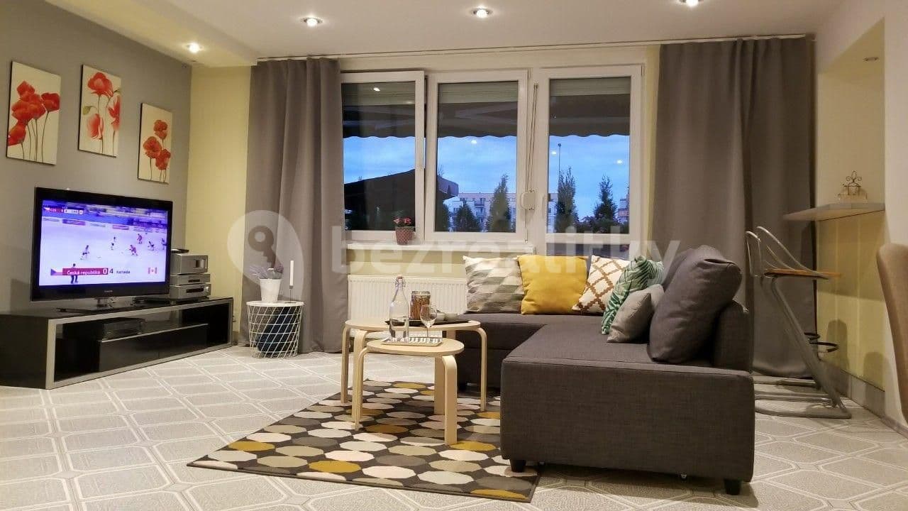 Prenájom bytu 3-izbový 115 m², Běhounkova, Praha, Praha Prenájom bytu 3-izbový 115 m², Běhounkova, Praha, Praha