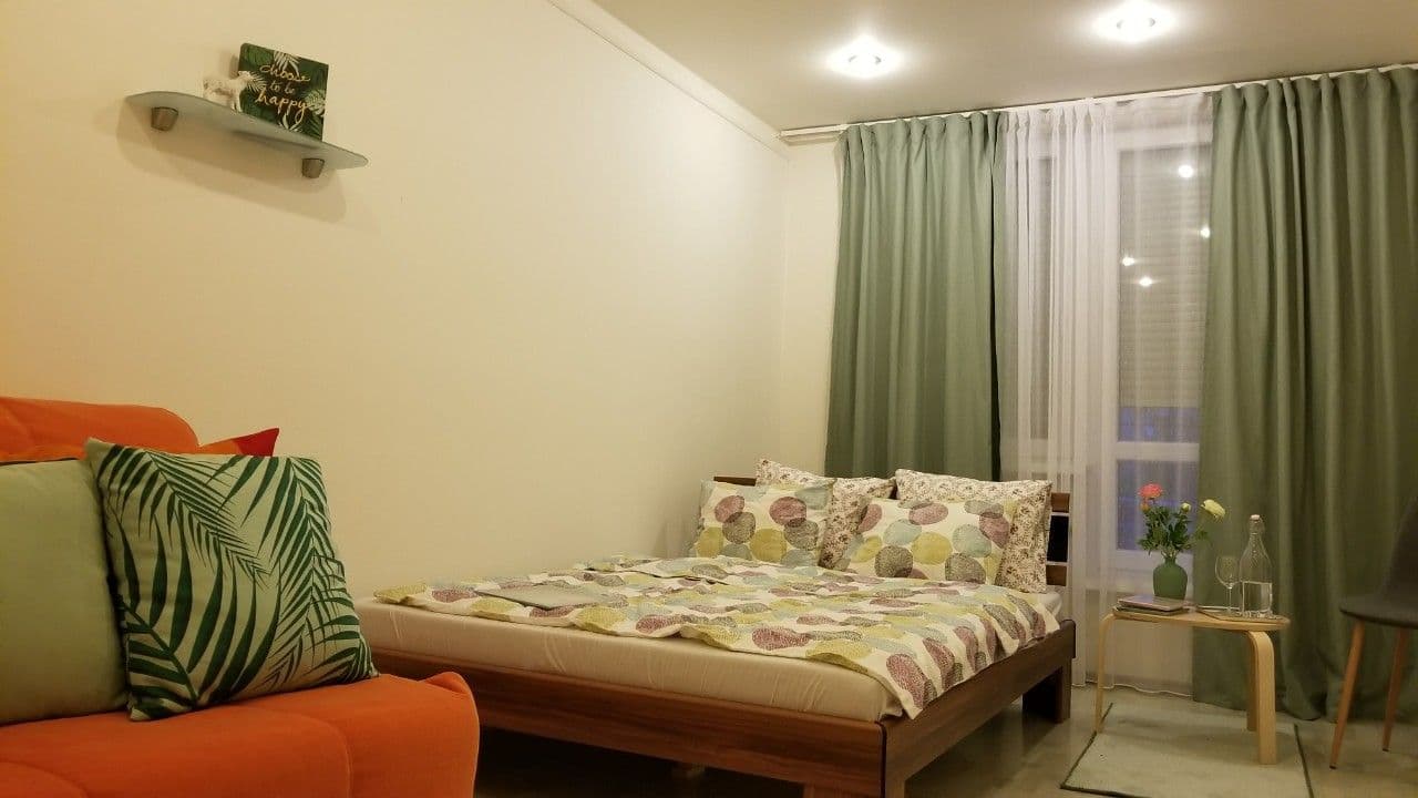 Prenájom bytu 3-izbový 115 m², Běhounkova, Praha, Praha Prenájom bytu 3-izbový 115 m², Běhounkova, Praha, Praha