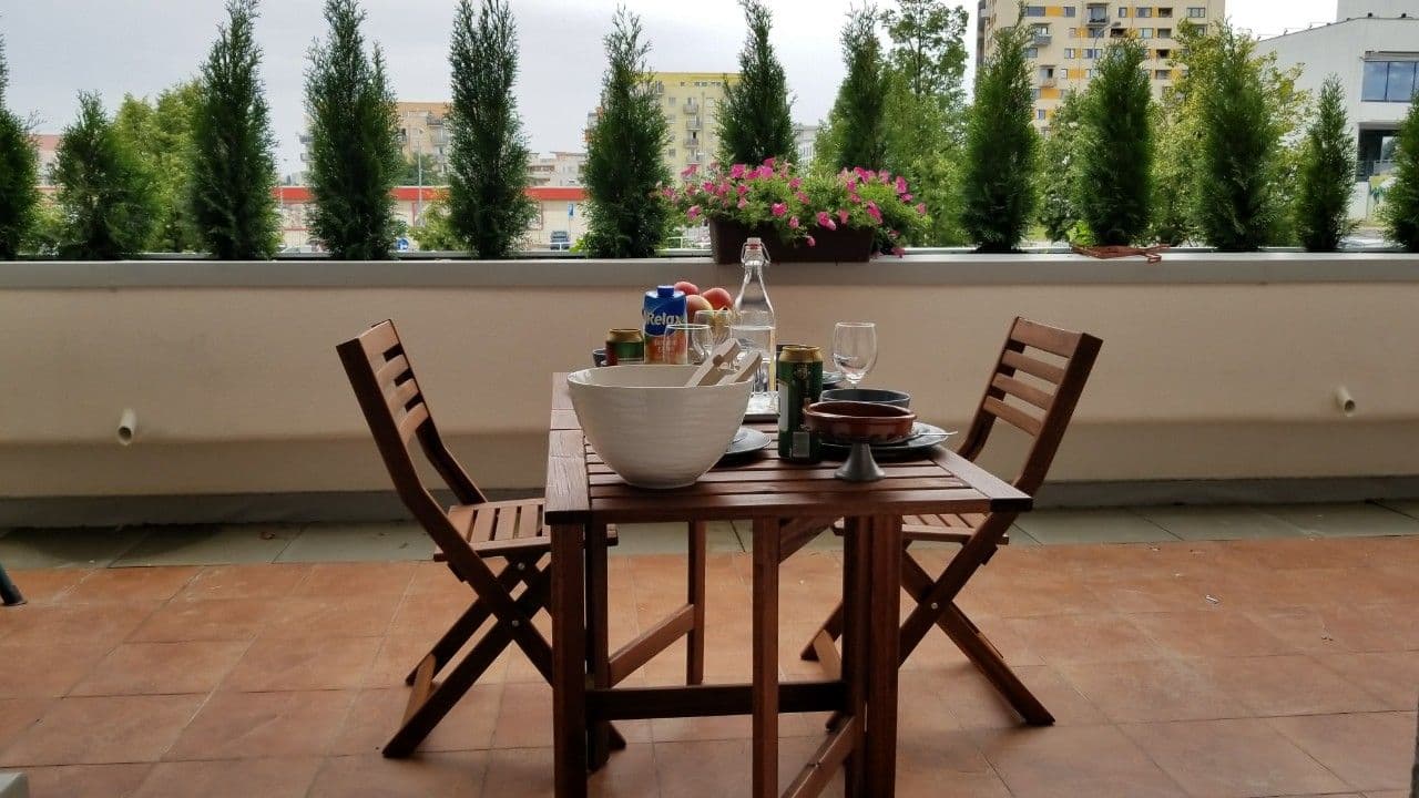 Prenájom bytu 3-izbový 115 m², Běhounkova, Praha, Praha Prenájom bytu 3-izbový 115 m², Běhounkova, Praha, Praha