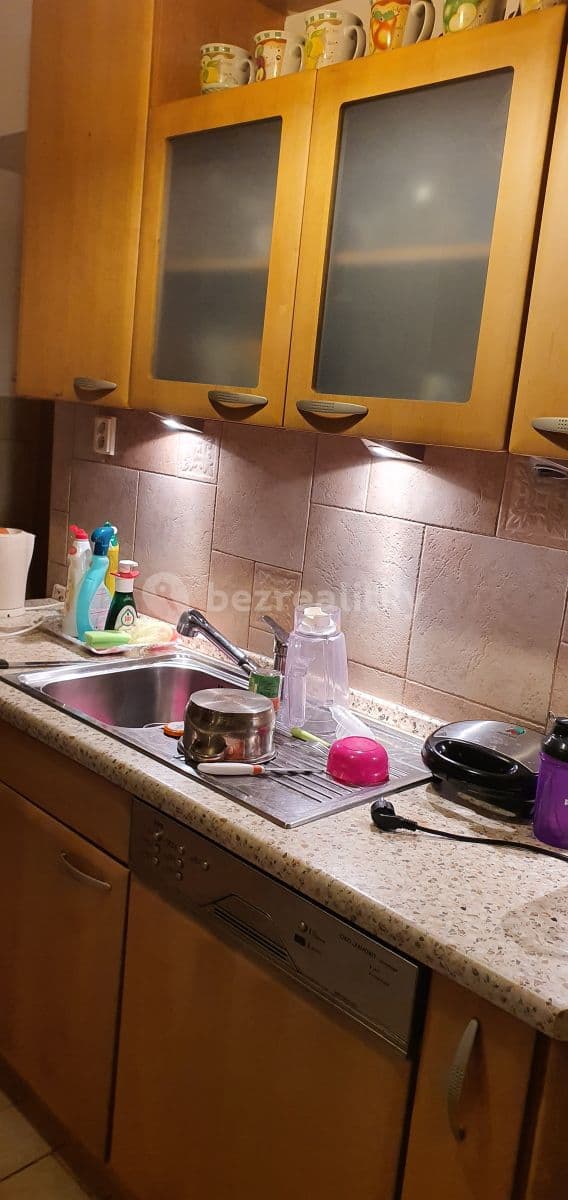 Prenájom bytu 3-izbový 726 m², Na Betonce, Praha, Praha Prenájom bytu 3-izbový 726 m², Na Betonce, Praha, Praha