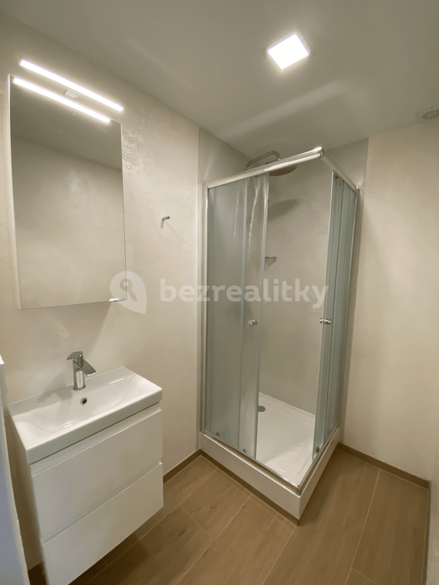 Prenájom bytu 2-izbový 50 m², Daškova, Praha, Praha Prenájom bytu 2-izbový 50 m², Daškova, Praha, Praha