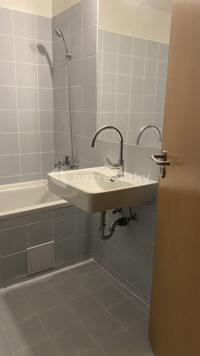 Prenájom bytu 2-izbový 55 m², Litoměřická, Praha, Praha Prenájom bytu 2-izbový 55 m², Litoměřická, Praha, Praha