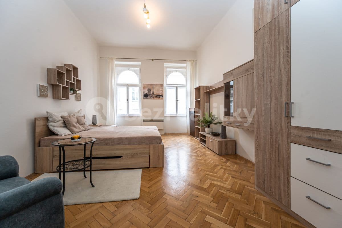 Prenájom bytu 1-izbový 39 m², Neklanova, Praha, Praha Prenájom bytu 1-izbový 39 m², Neklanova, Praha, Praha