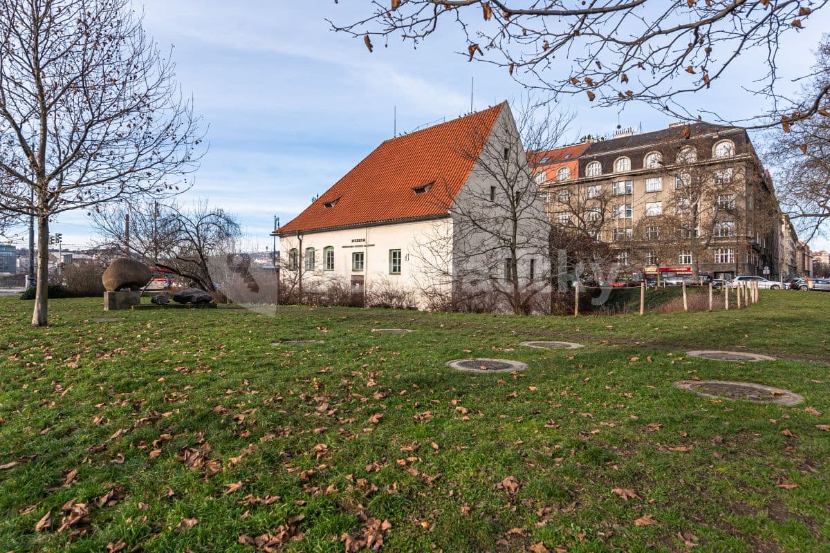 Prenájom bytu 1-izbový 39 m², Neklanova, Praha, Praha Prenájom bytu 1-izbový 39 m², Neklanova, Praha, Praha