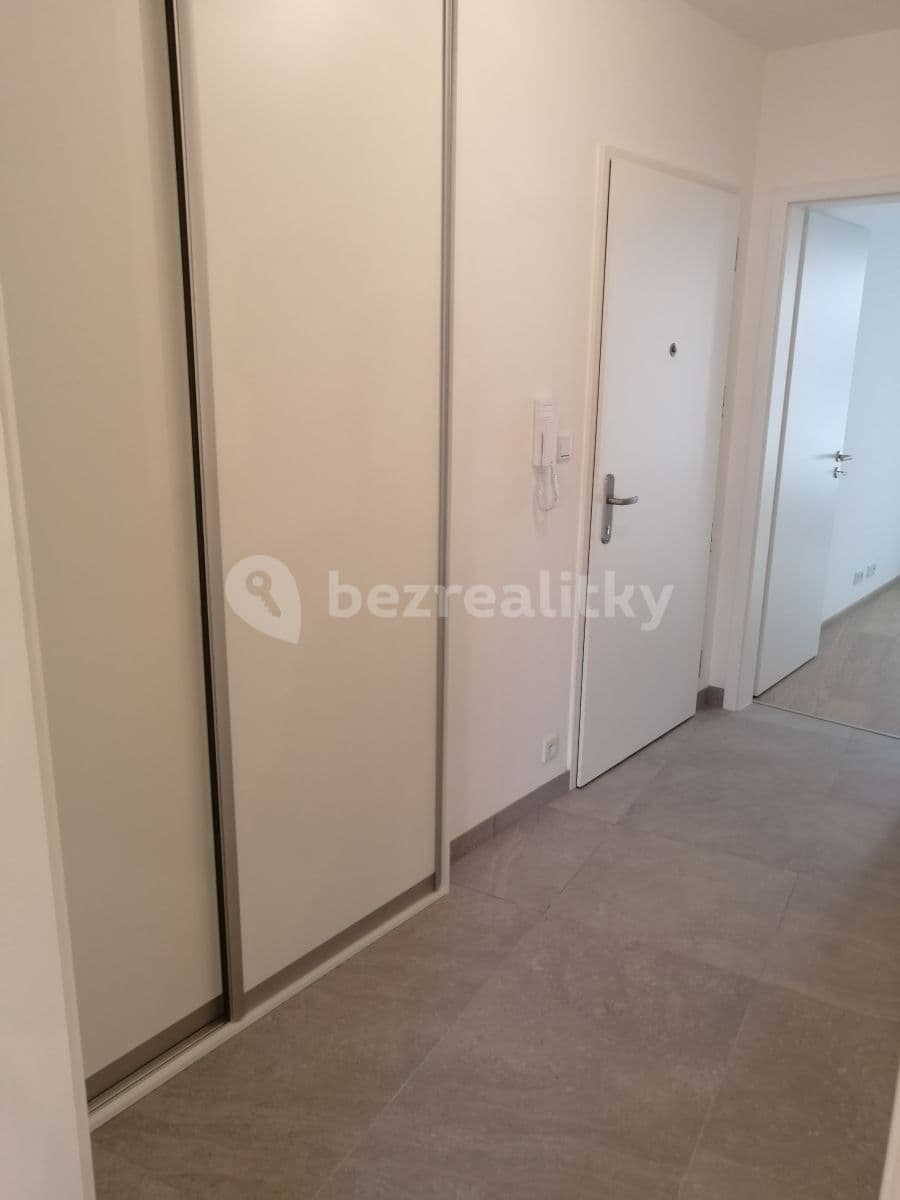 Prenájom bytu 2-izbový 53 m², Olgy Havlové, Praha, Praha Prenájom bytu 2-izbový 53 m², Olgy Havlové, Praha, Praha