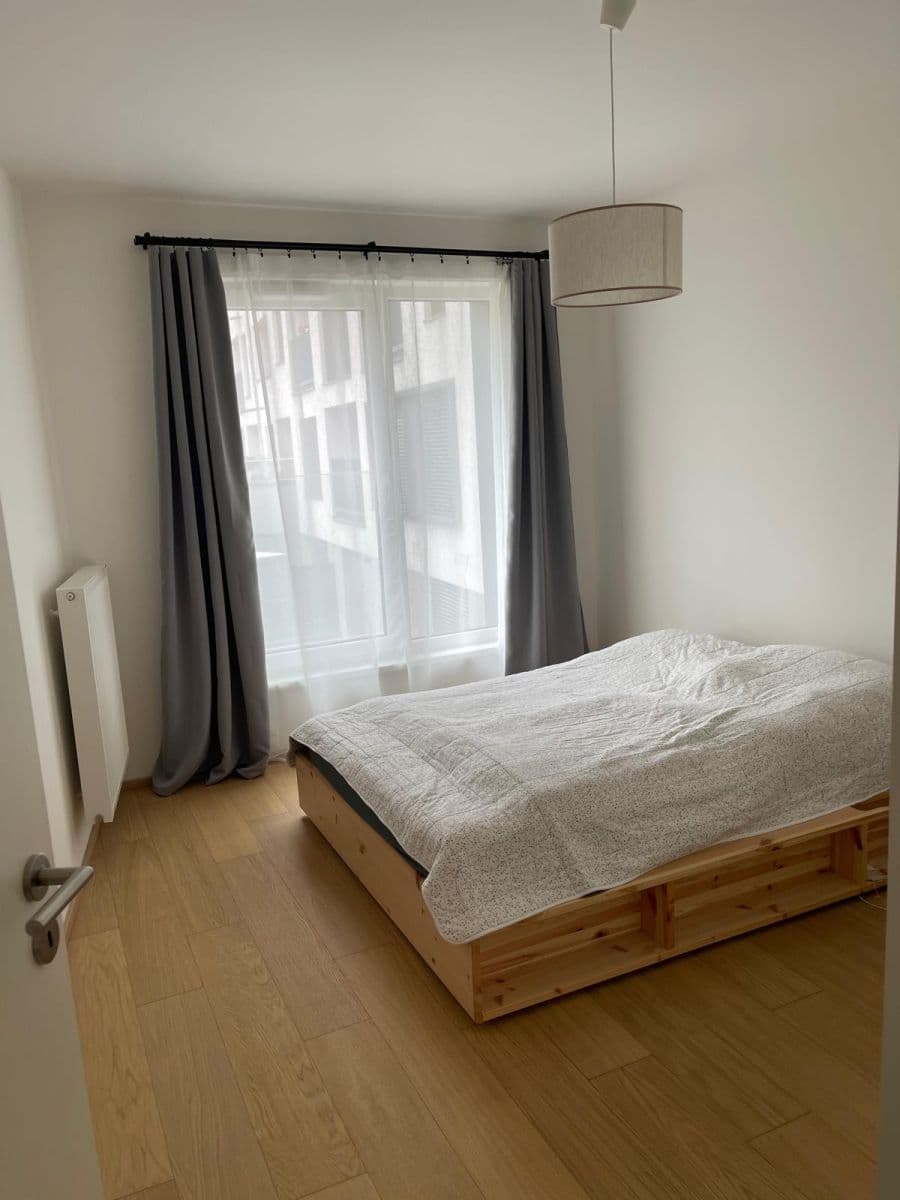 Prenájom bytu 2-izbový 53 m², Olgy Havlové, Praha, Praha Prenájom bytu 2-izbový 53 m², Olgy Havlové, Praha, Praha
