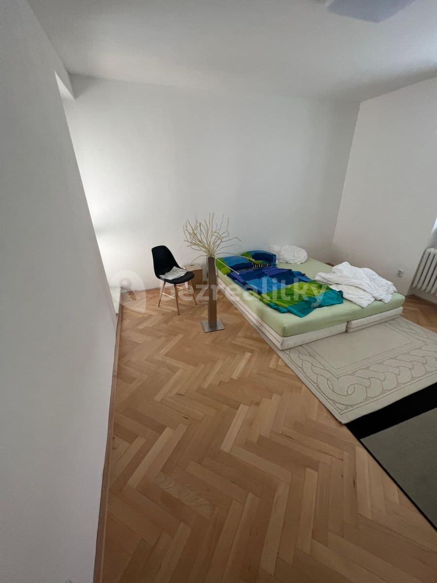 Prenájom bytu 2-izbový 60 m², Bayerova, Brno, Jihomoravský kraj Prenájom bytu 2-izbový 60 m², Bayerova, Brno, Jihomoravský kraj