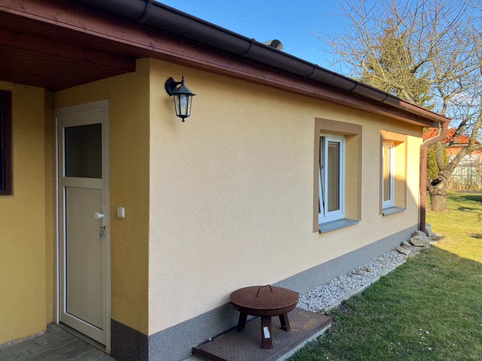 Prenájom bytu 1-izbový 24 m², Kopaninská, Ořech, Středočeský kraj Prenájom bytu 1-izbový 24 m², Kopaninská, Ořech, Středočeský kraj