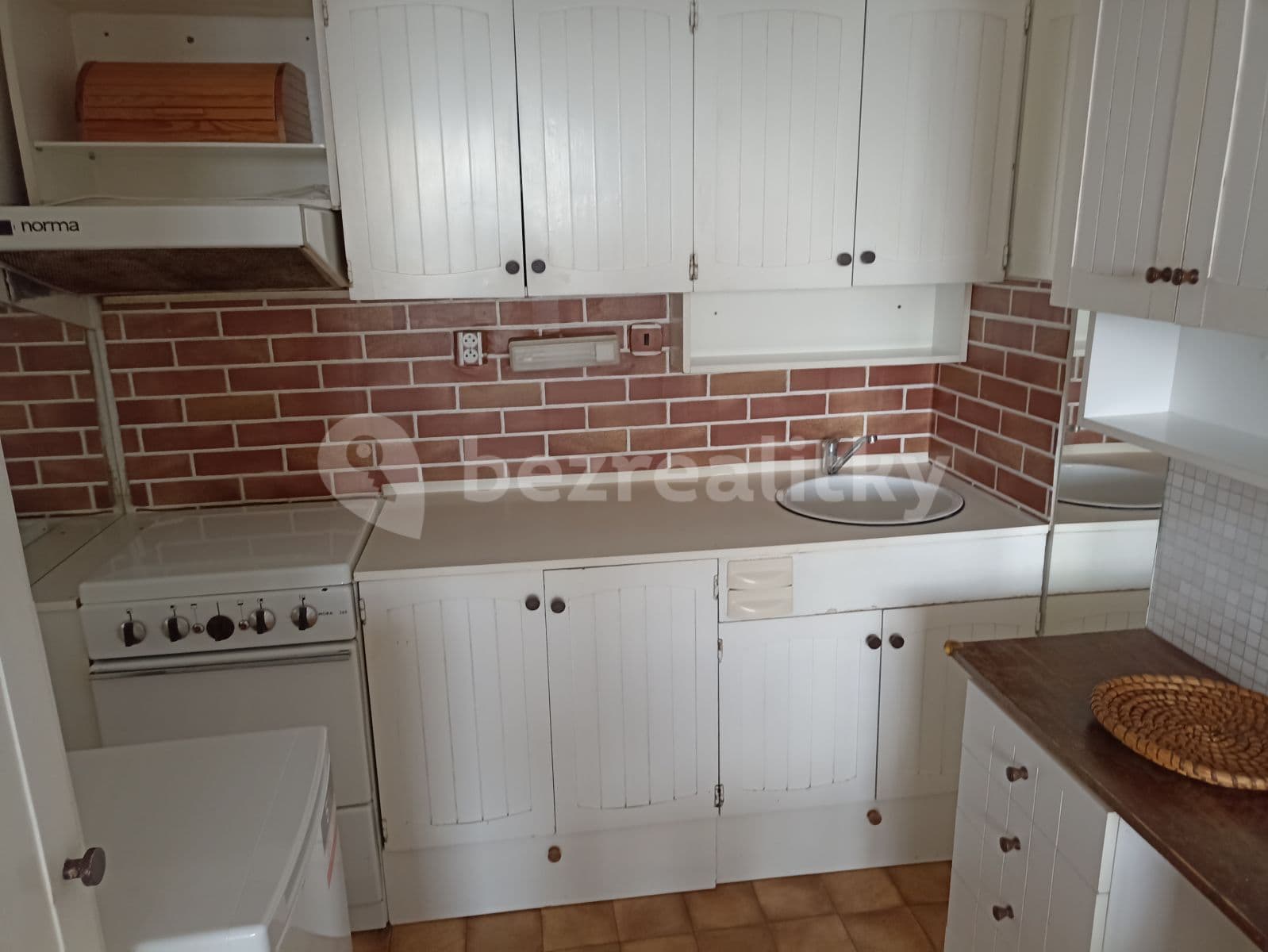 Prenájom bytu 2-izbový 43 m², Jetřichovická, Praha, Praha Prenájom bytu 2-izbový 43 m², Jetřichovická, Praha, Praha