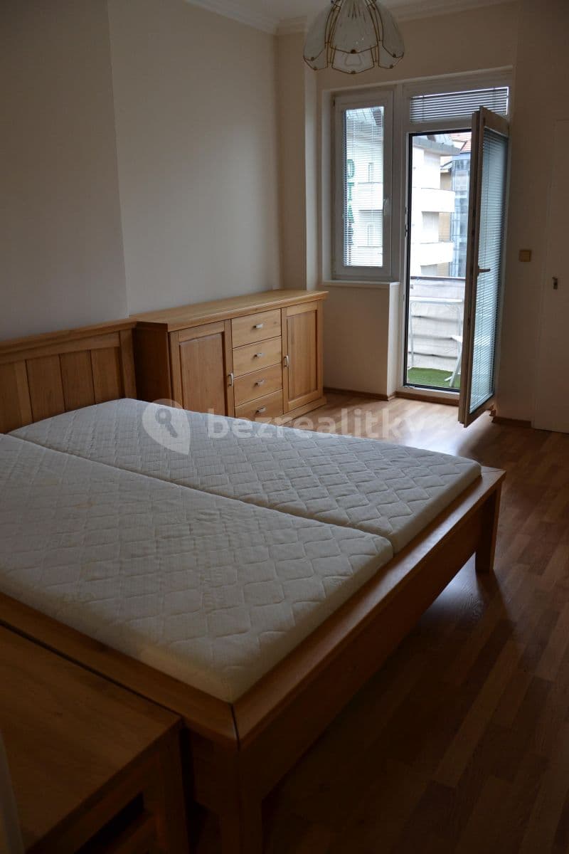 Prenájom bytu 2-izbový 53 m², 5. května, Praha, Praha Prenájom bytu 2-izbový 53 m², 5. května, Praha, Praha