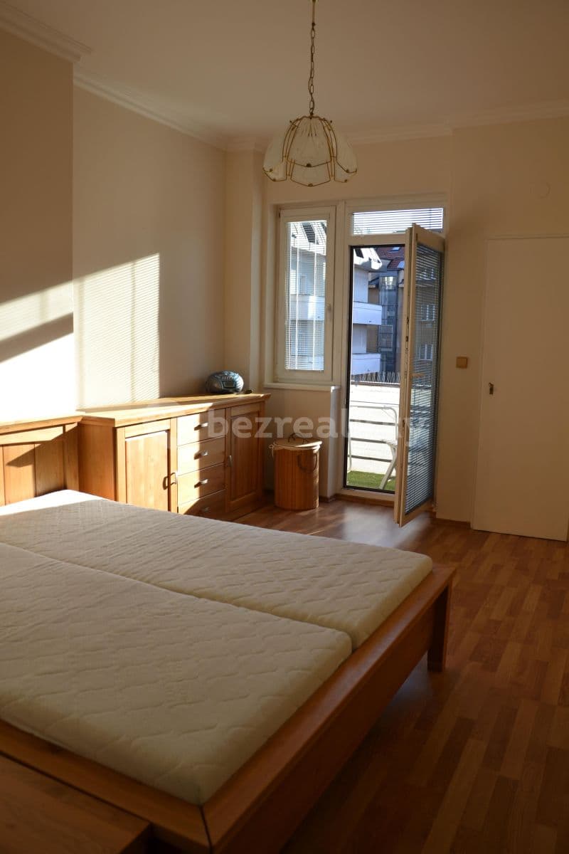 Prenájom bytu 2-izbový 53 m², 5. května, Praha, Praha Prenájom bytu 2-izbový 53 m², 5. května, Praha, Praha