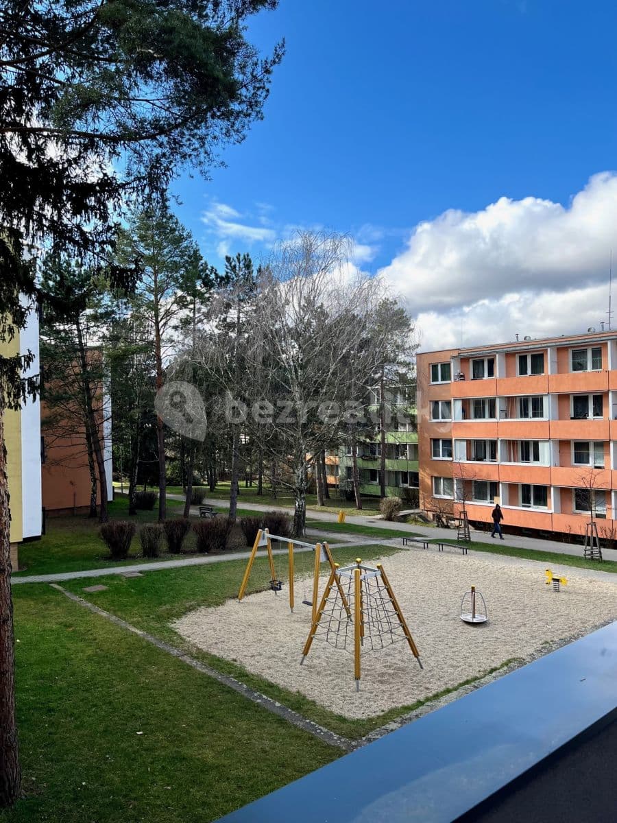 Prenájom bytu 1-izbový 33 m², Zborovská, Brno, Jihomoravský kraj Prenájom bytu 1-izbový 33 m², Zborovská, Brno, Jihomoravský kraj