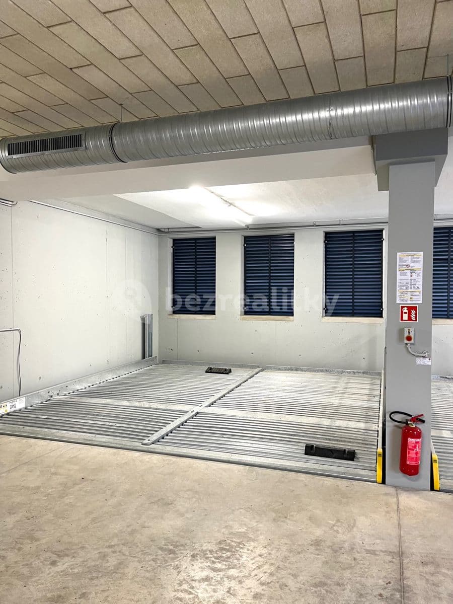 Prenájom bytu 1-izbový 33 m², Zborovská, Brno, Jihomoravský kraj Prenájom bytu 1-izbový 33 m², Zborovská, Brno, Jihomoravský kraj